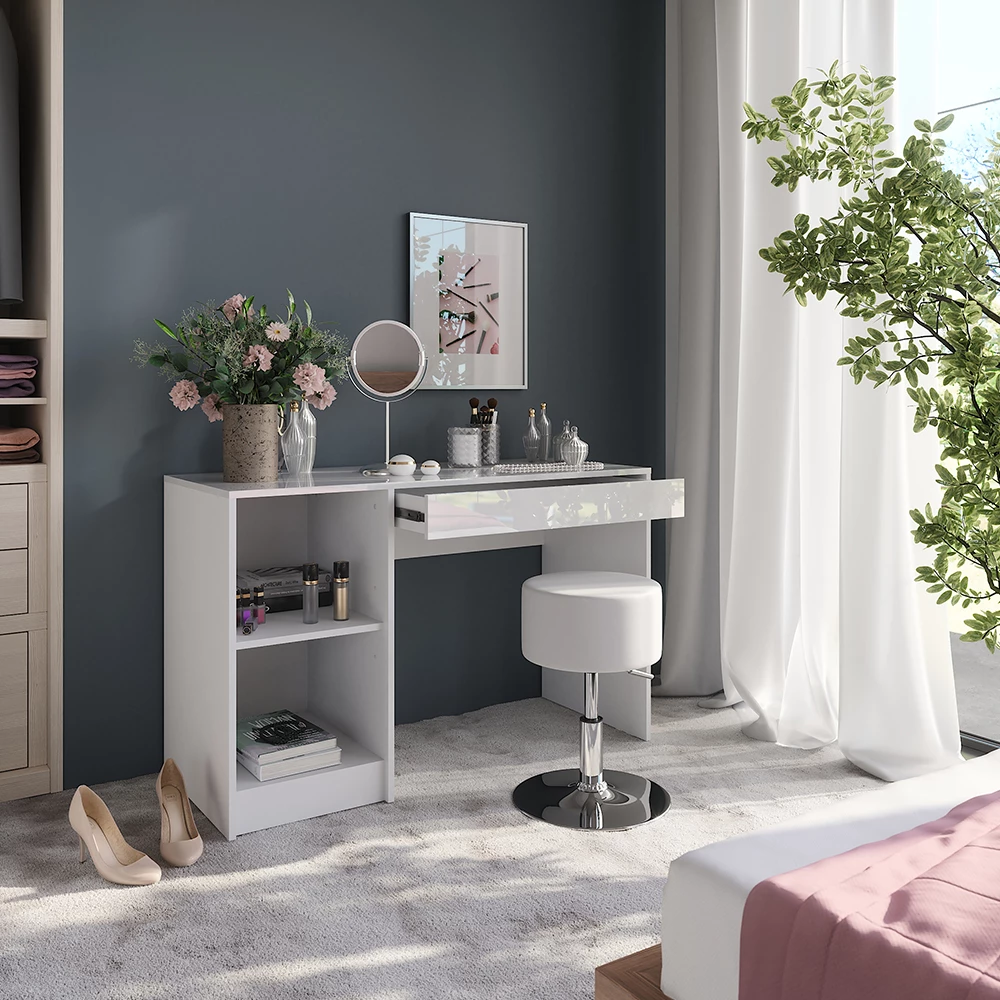 Nahaufnahme von Schminktisch in Weiß/Weiß Hochglanz, zeigt Design- und Oberflächendetails