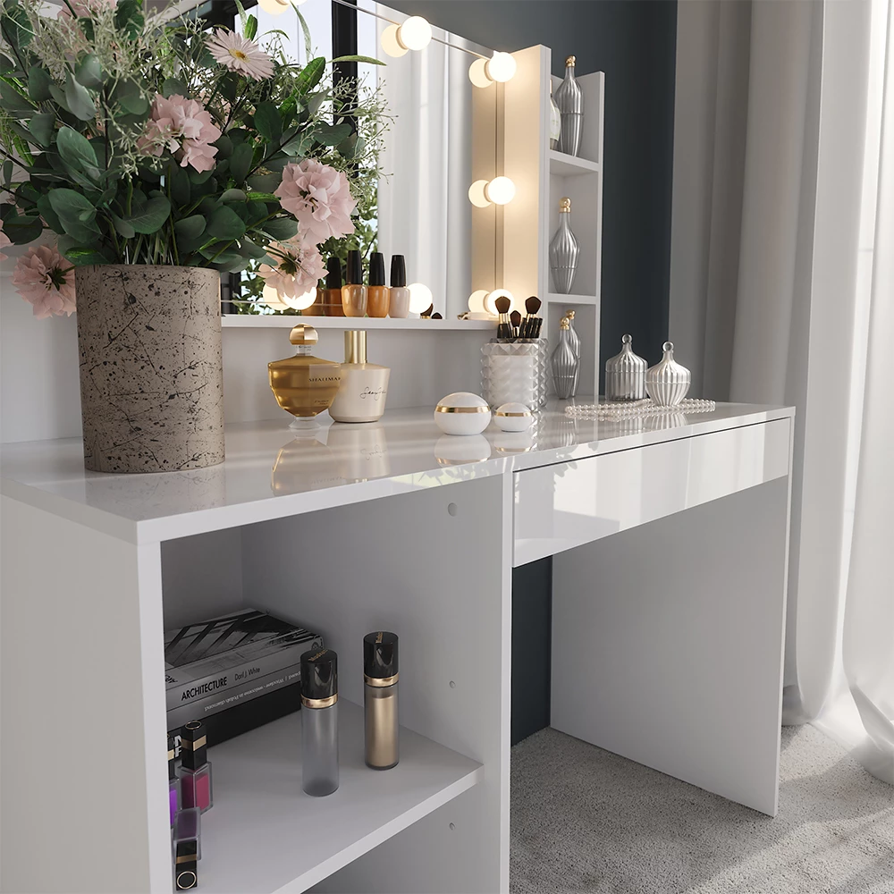 Primo piano di Tavolo da toeletta in Bianco/bianco lucido, mostrando texture/dettagli