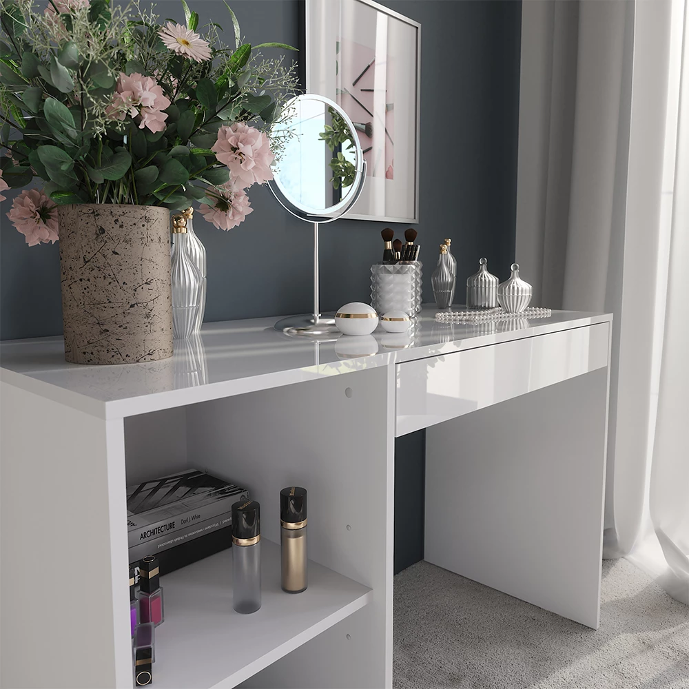 Nahaufnahme von Schminktisch in Weiß/Weiß Hochglanz, zeigt Textur/Details