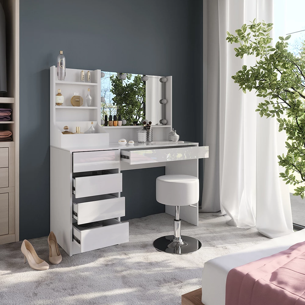 Nahaufnahme von Schminktisch in Weiß/Weiß Hochglanz, zeigt Design- und Oberflächendetails