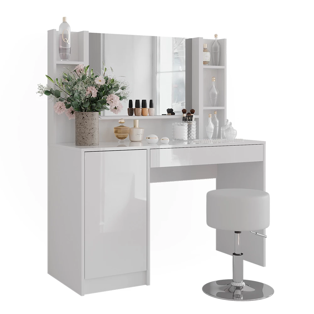 Schminktisch in Weiß/Weiß Hochglanz auf weißem Hintergrund mit dekorativen Elementen
