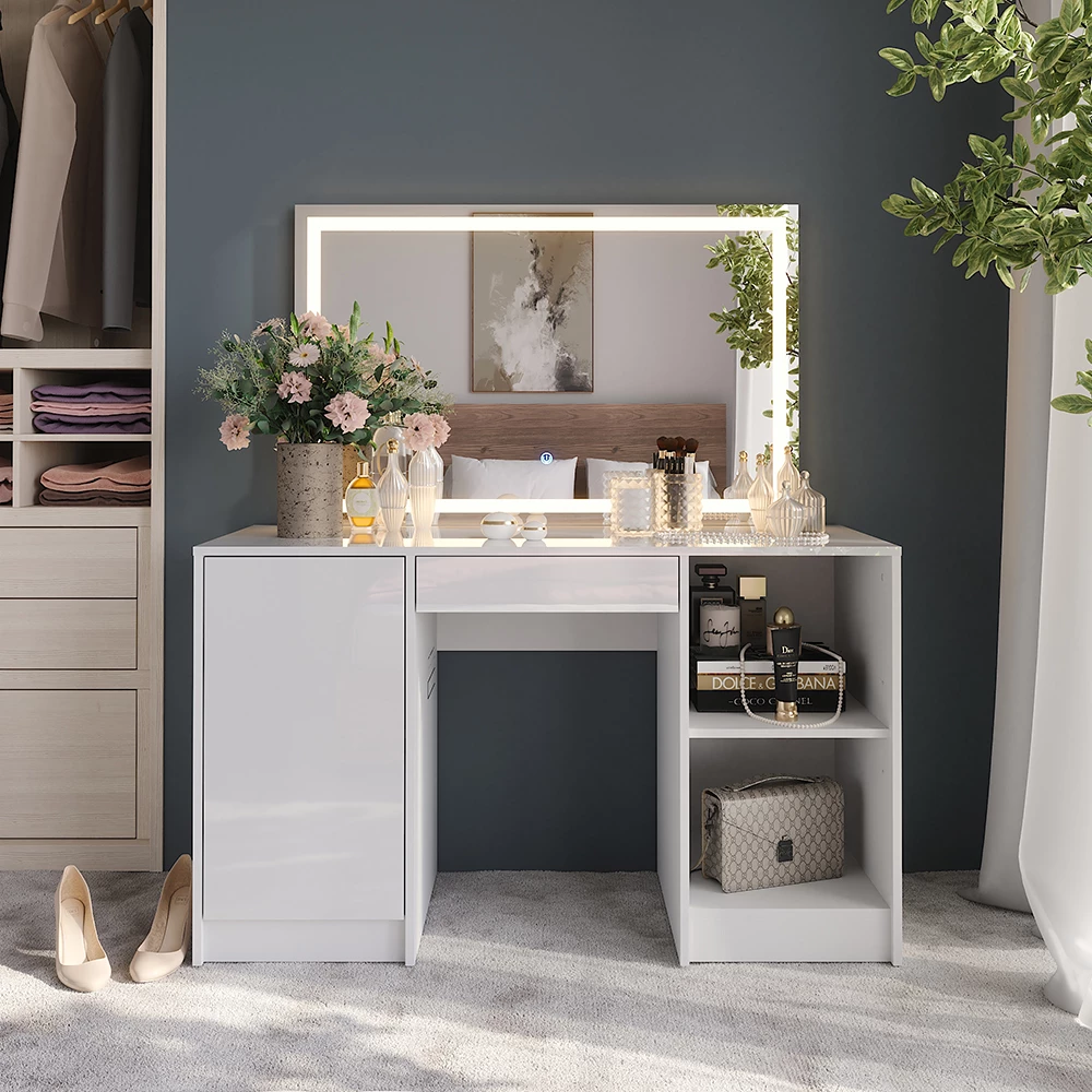 Coiffeuse en blanc/blanc brillant, présenté dans un décor ambiant avec décoration