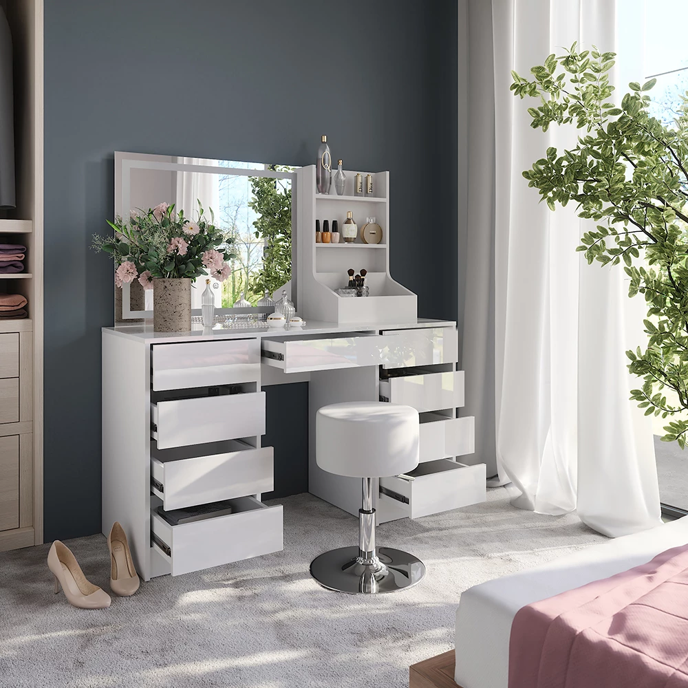 Nahaufnahme von Schminktisch in Weiß/Weiß Hochglanz, zeigt Design- und Oberflächendetails