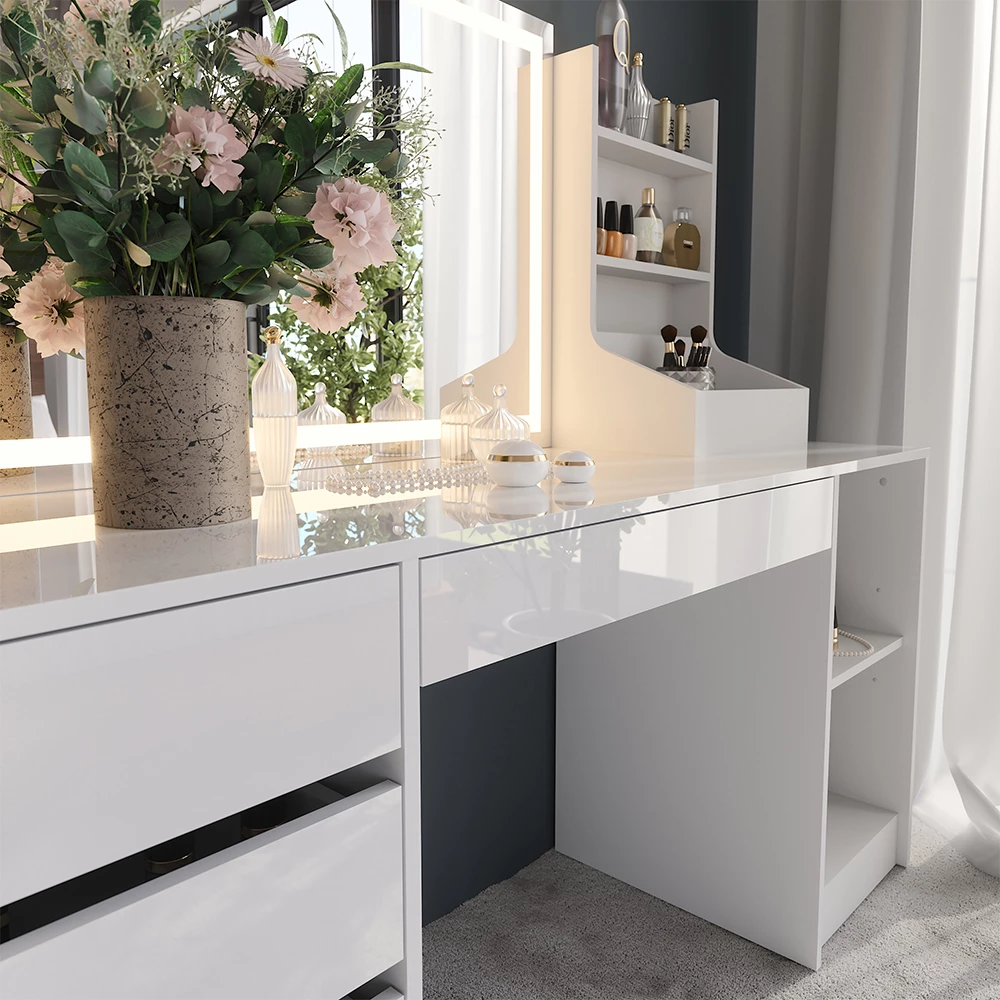 Gros plan de Coiffeuse en blanc/blanc brillant, montrant la texture/les détails