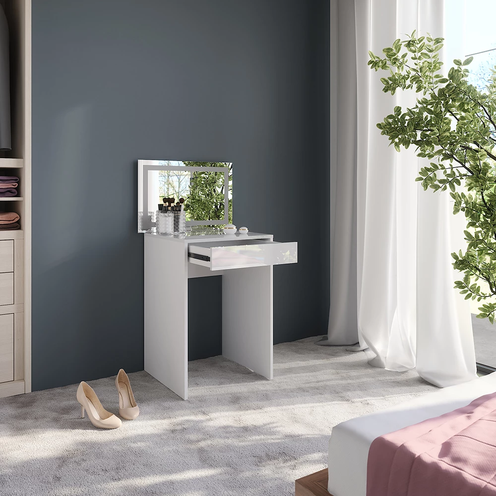 Nahaufnahme von Schminktisch in Weiß/Weiß Hochglanz, zeigt Design- und Oberflächendetails