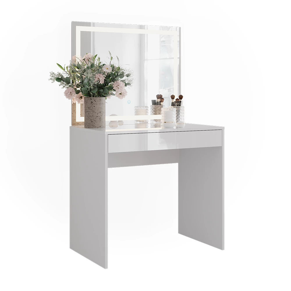 Schminktisch in Weiß/Weiß Hochglanz auf weißem Hintergrund mit dekorativen Elementen