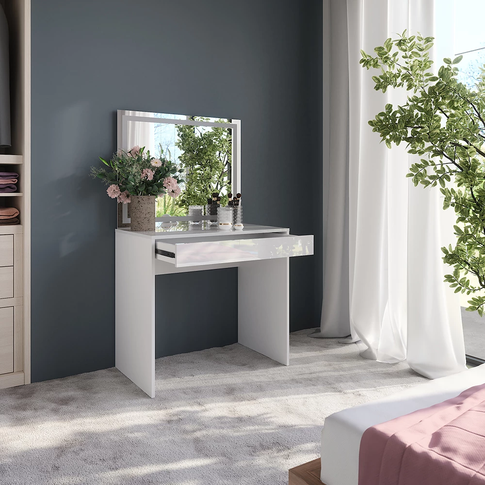 Nahaufnahme von Schminktisch in Weiß/Weiß Hochglanz, zeigt Design- und Oberflächendetails