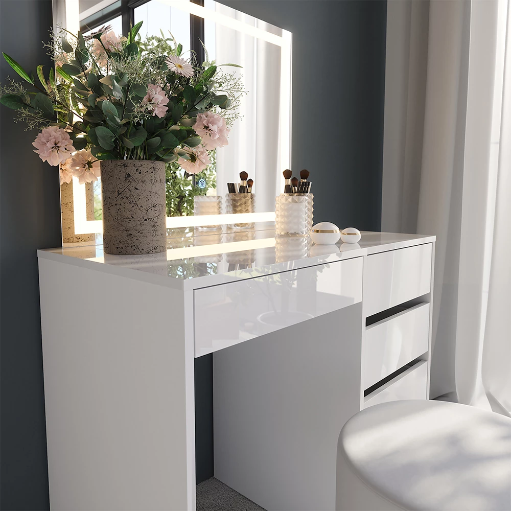 Gros plan de Coiffeuse en blanc/blanc brillant, montrant la texture/les détails