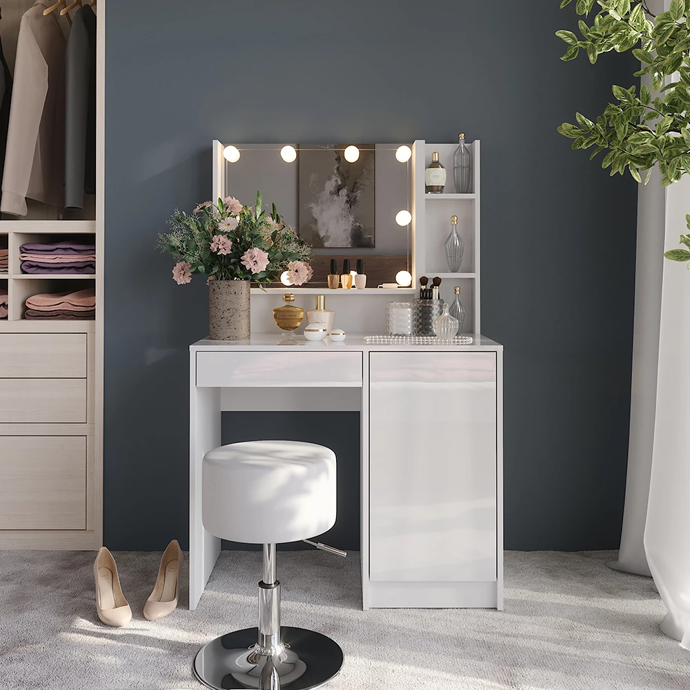 Coiffeuse en blanc/blanc brillant, présenté dans un décor ambiant avec décoration