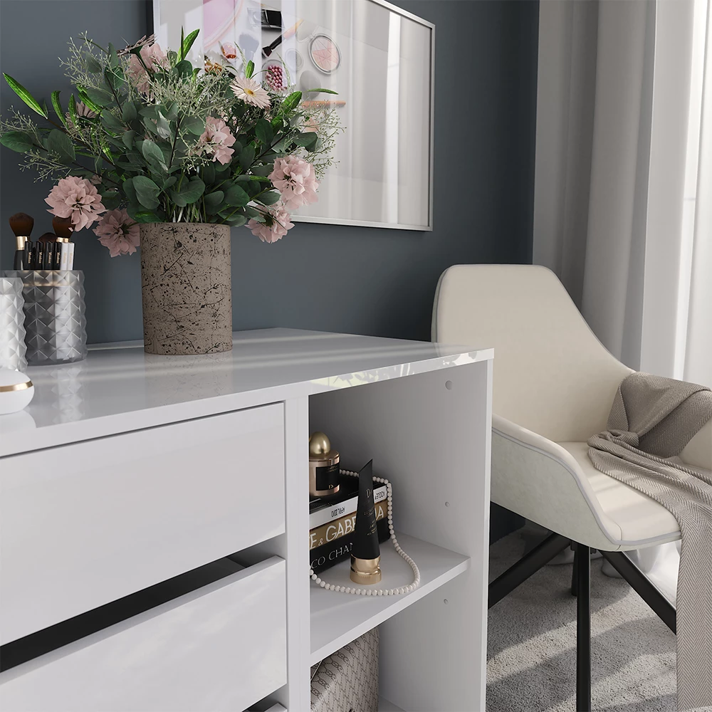 Close-up of Dressoir in Wit/wit hoogglans, showing texture/details