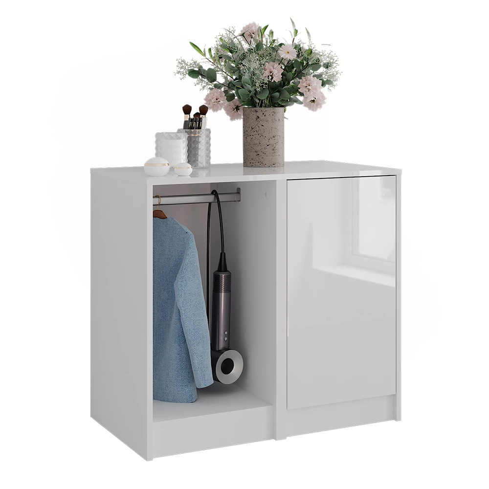 Sideboard in Wit/wit hoogglans on white background with decorative elements