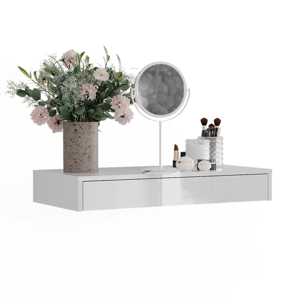 Wandregal in Weiß/Weiß Hochglanz auf weißem Hintergrund mit dekorativen Elementen