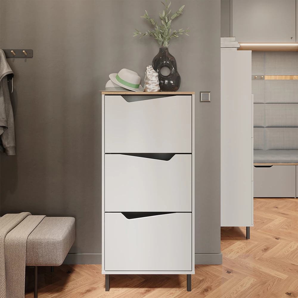 Skotipper i farven Hvid/Artisan, vist i et miljø med dekoration