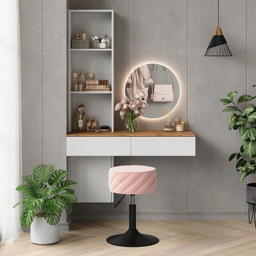 Schminktisch in Weiß/Eiche, dargestellt im Ambiente mit Dekoration