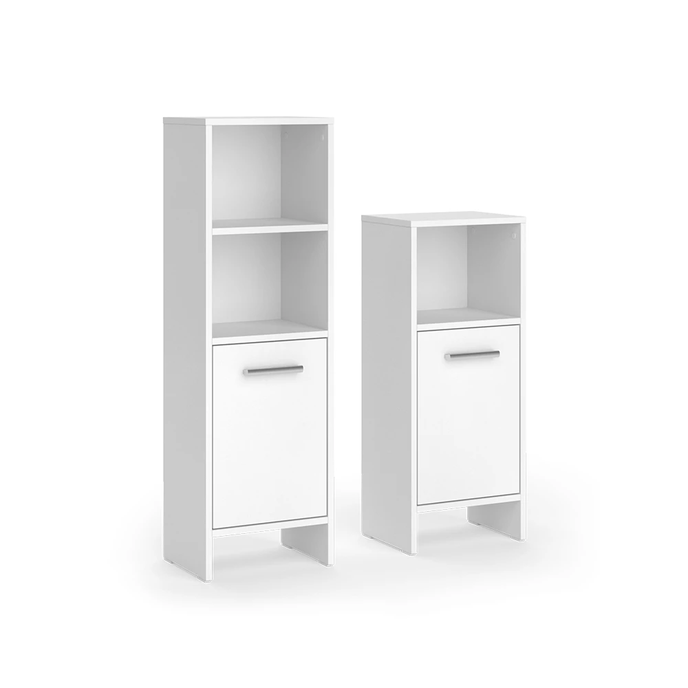 Badmöbel-Set in Weiß auf weißem Hintergrund