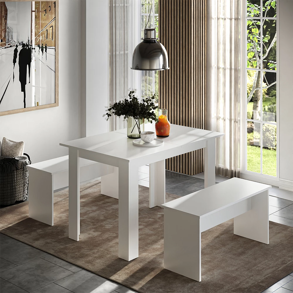 Étkezőasztal készlet Fehér színben, dekorációval ellátott környezeti beállításban megjelenítve