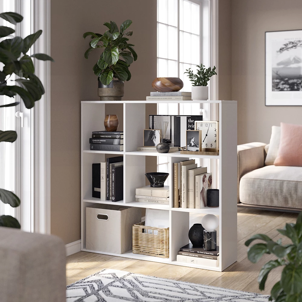 Meuble de rangement cube en Blanc, présenté dans un décor ambiant avec décoration