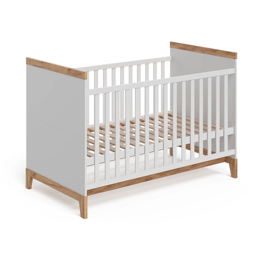 Babybett in Weiß/Artisan auf weißem Hintergrund