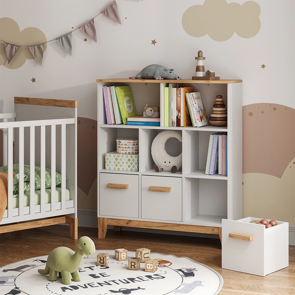 Close-up of Kinderplank in Wit/Kunstnijverheid, showing texture/details