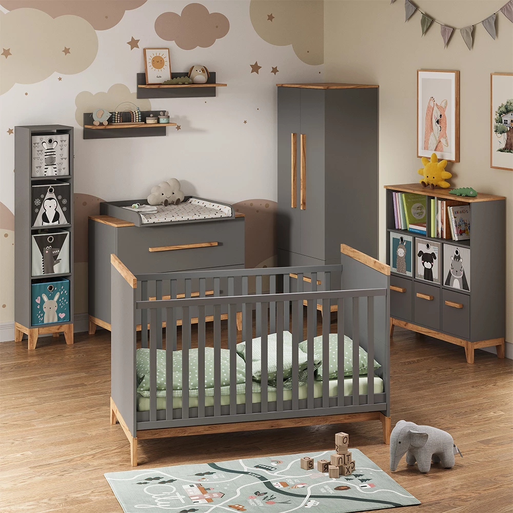 Nahaufnahme von Kinderregal in Grau/Artisan, zeigt Design- und Oberflächendetails