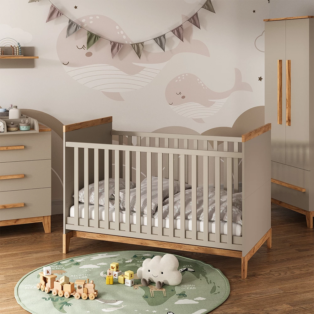 Kinderzimmer-Set in Cashmere/Eiche, dargestellt im Ambiente mit Dekoration