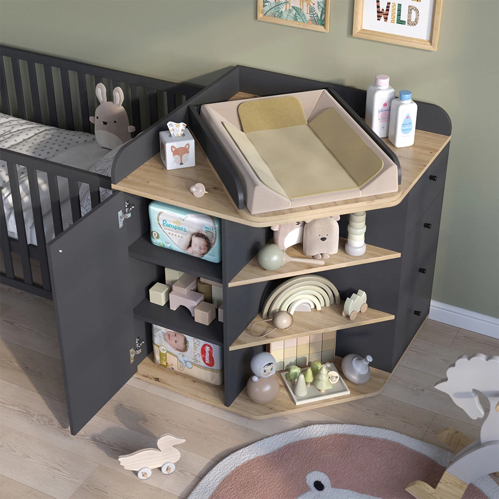 Nahaufnahme von Wickelkommode in Anthrazit, zeigt Design- und Oberflächendetails