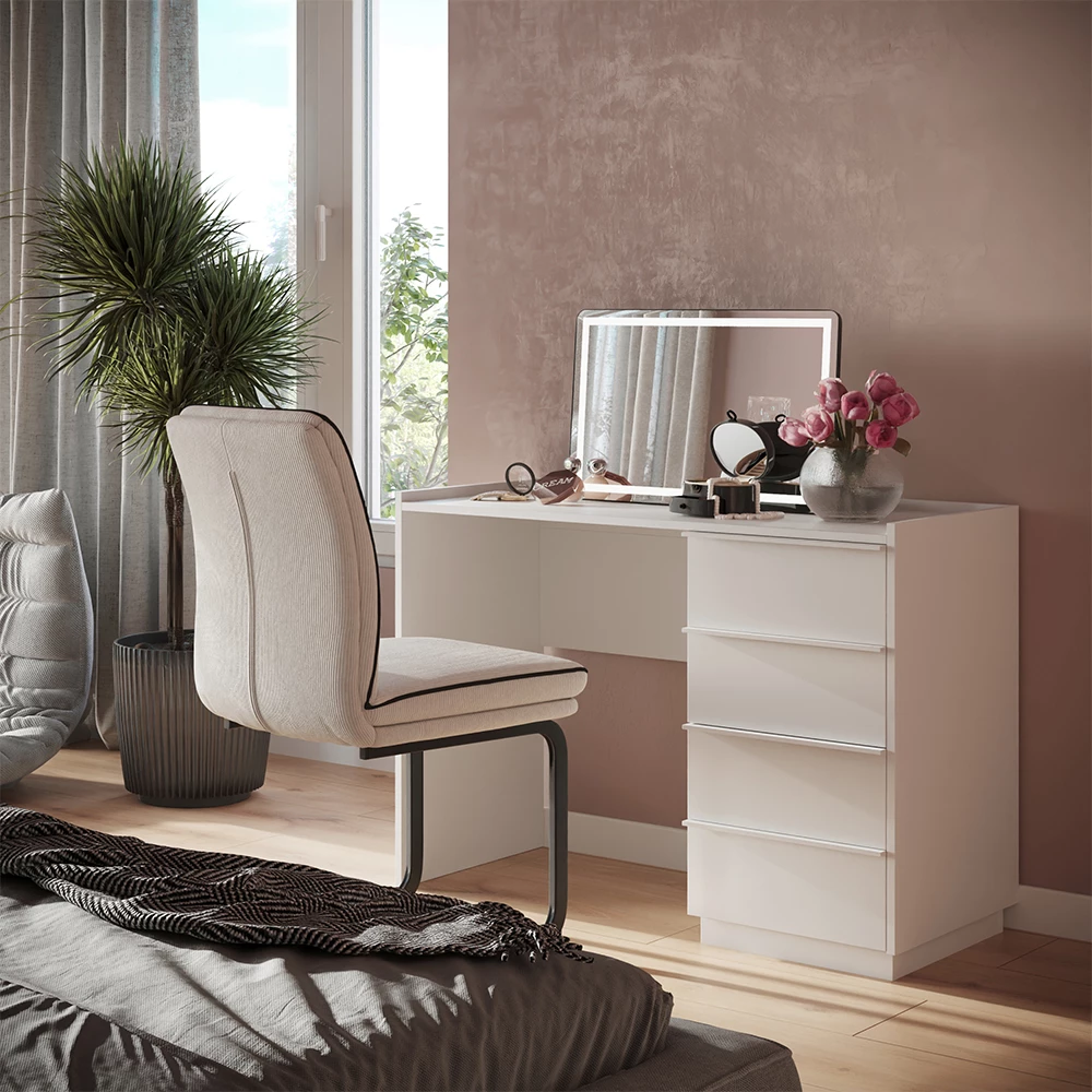 Schminktisch in Weiß, dargestellt im Ambiente mit Dekoration