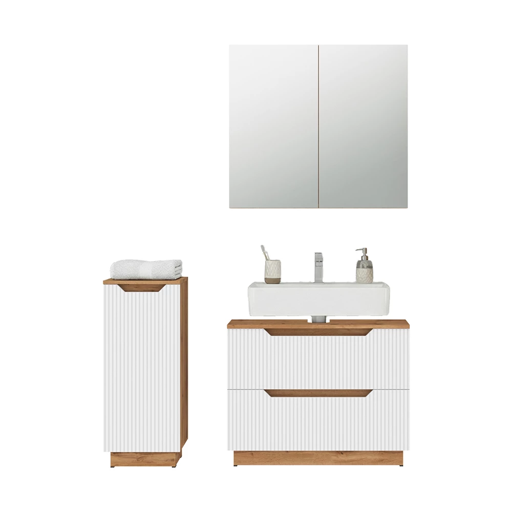 Badmöbel-Set in Eiche/weiß gestreift auf weißem Hintergrund mit dekorativen Elementen