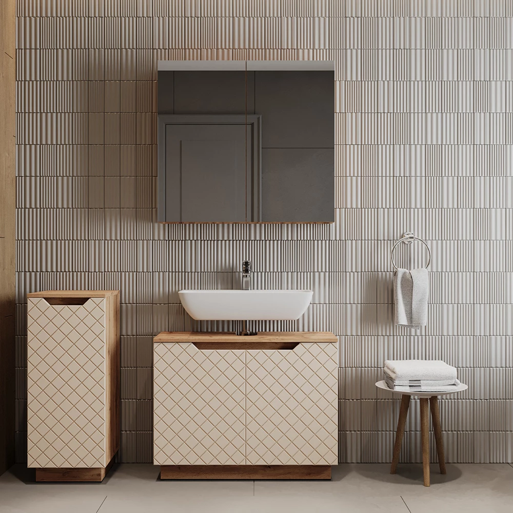 Badkamermeubelset in Eiken/kasjmier met tegelstructuur shown in ambient setting with decoration