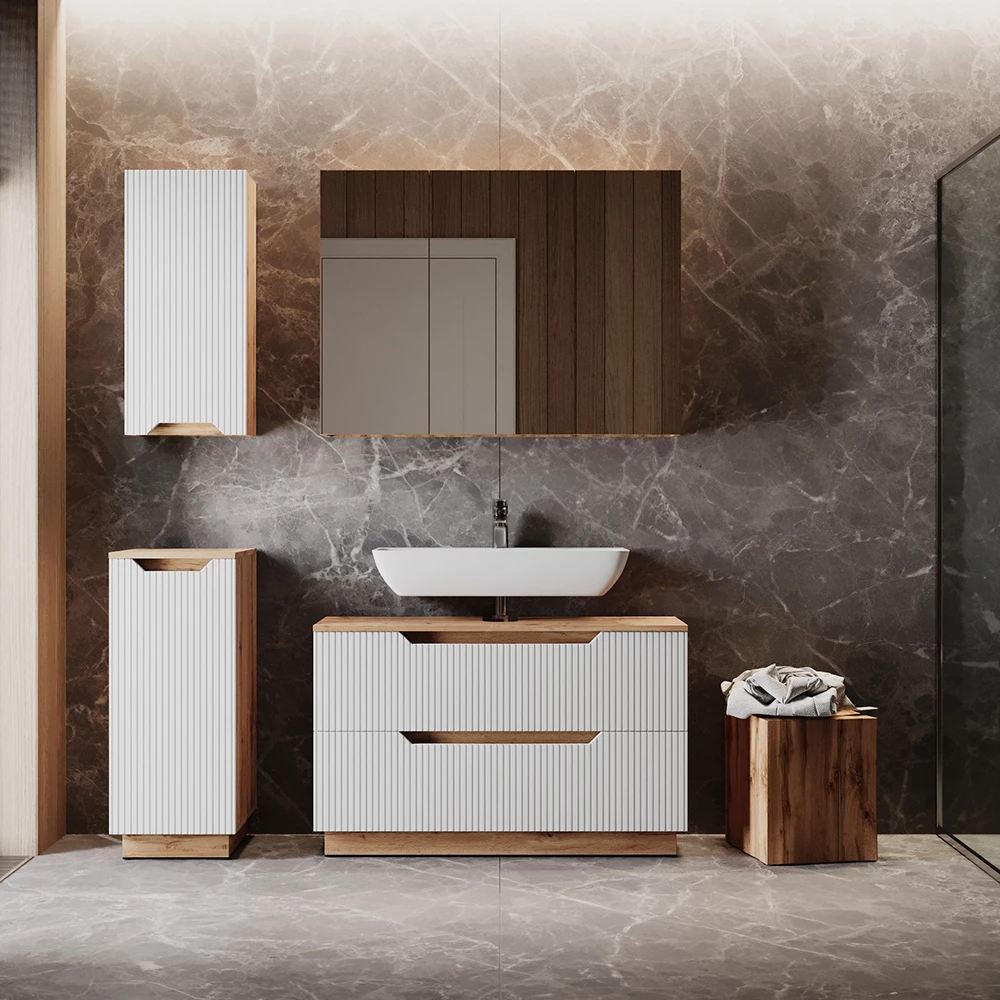 Badkamermeubelset in Eiken/wit gestreept shown in ambient setting with decoration