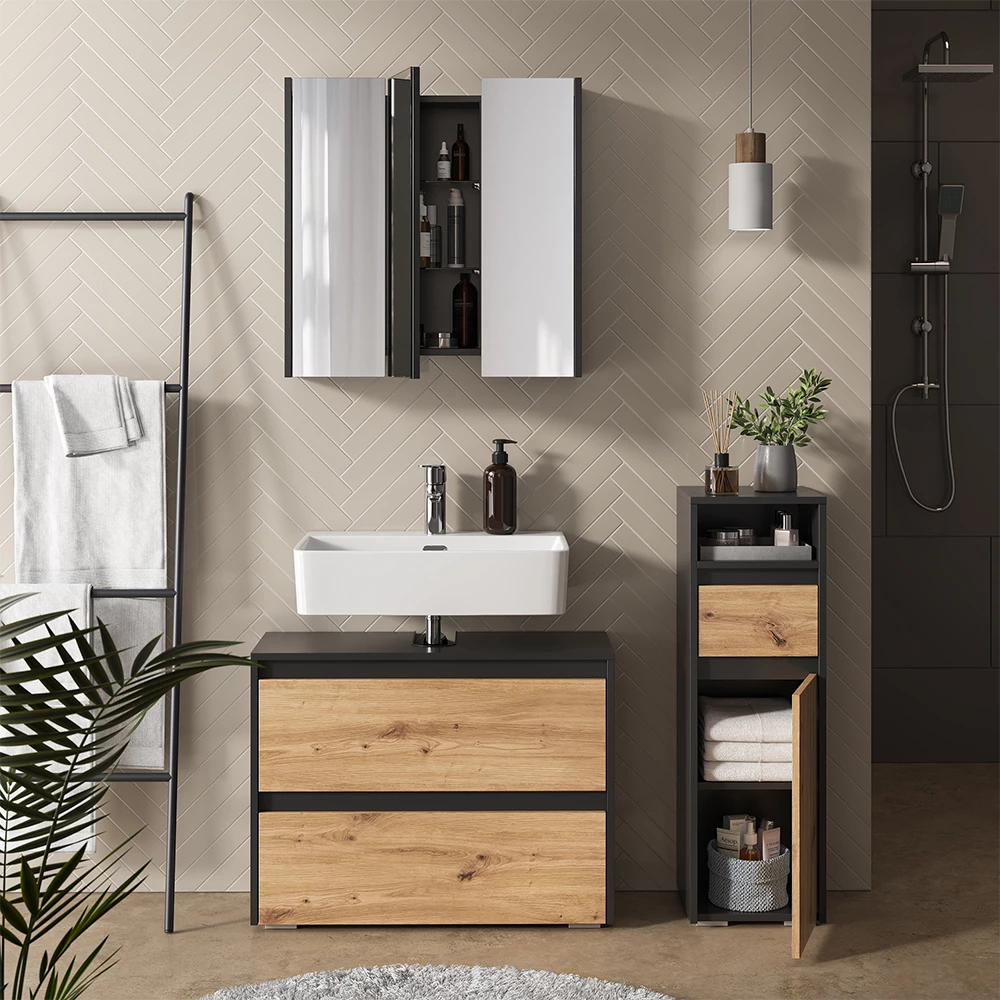 Close-up of Set di mobili da bagno in Artigiano, showing design and surface details