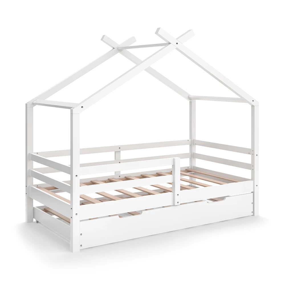 Hausbett in Weiß auf weißem Hintergrund