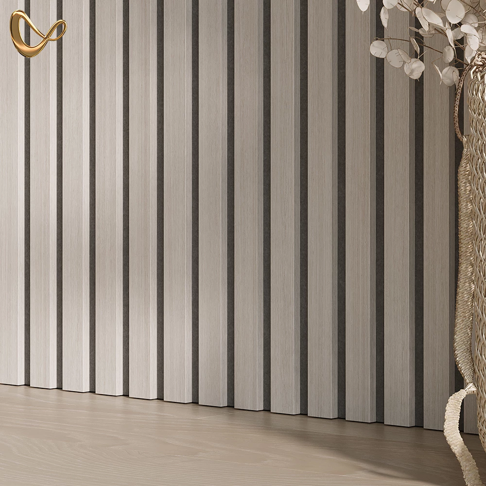 Nahaufnahme von Wandpaneele in Eiche, zeigt Design- und Oberflächendetails