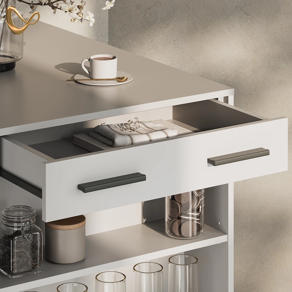 Nahaufnahme von Bartisch in Weiß, zeigt Design- und Oberflächendetails