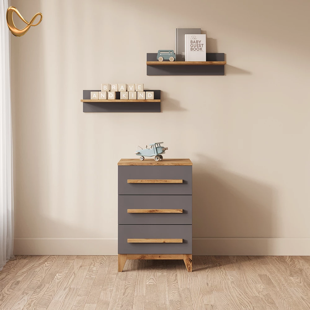 Kommode in Grau/Artisan, dargestellt im Ambiente und auf weißem Hintergrund