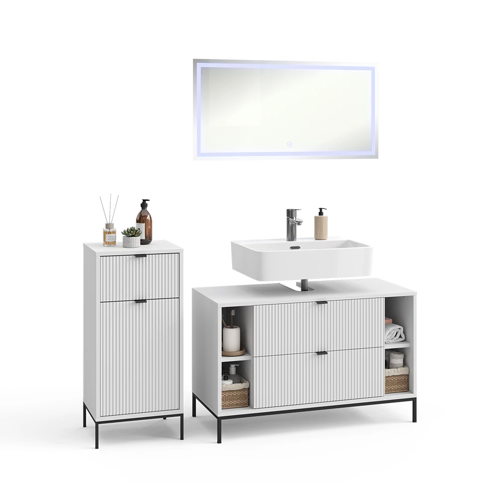 Badkamermeubelset in Wit on white background with decorative elements