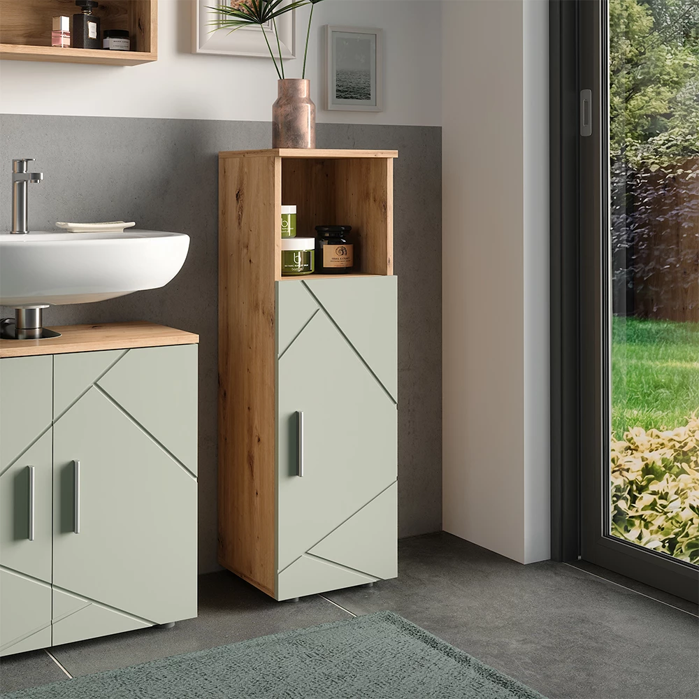 Halfhoge kast in Saliegroen shown in ambient setting with decoration