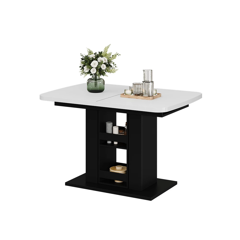 Esstisch in Weiß/Schwarz auf weißem Hintergrund mit dekorativen Elementen