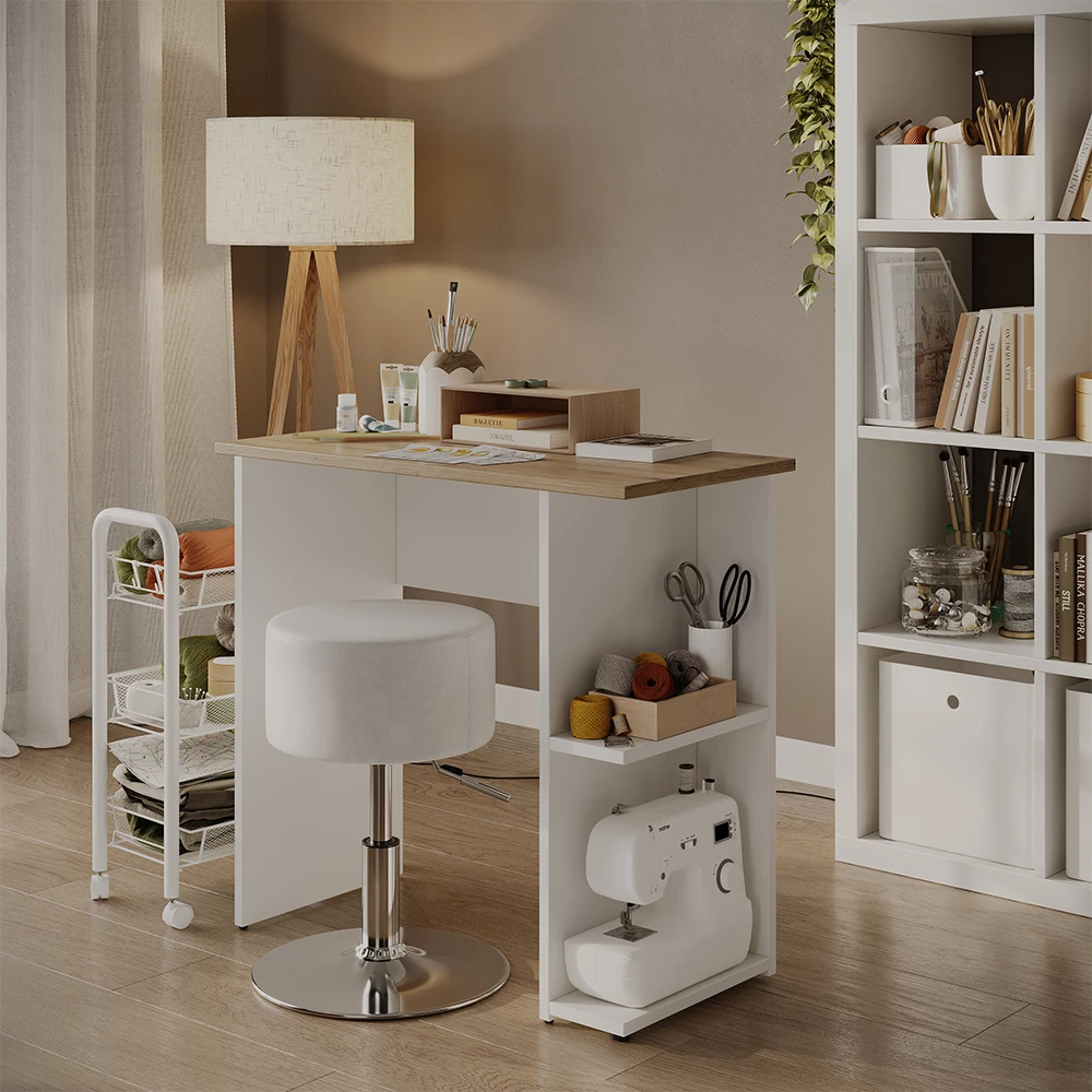 Schreibtisch in Weiß/Artisan auf weißem Hintergrund