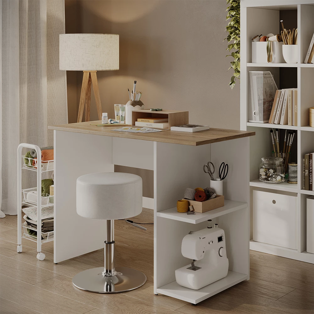 Schreibtisch in Weiß/Artisan auf weißem Hintergrund
