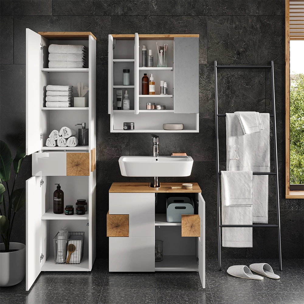 Nahaufnahme von Badmöbel-Set in Weiß, zeigt Design- und Oberflächendetails