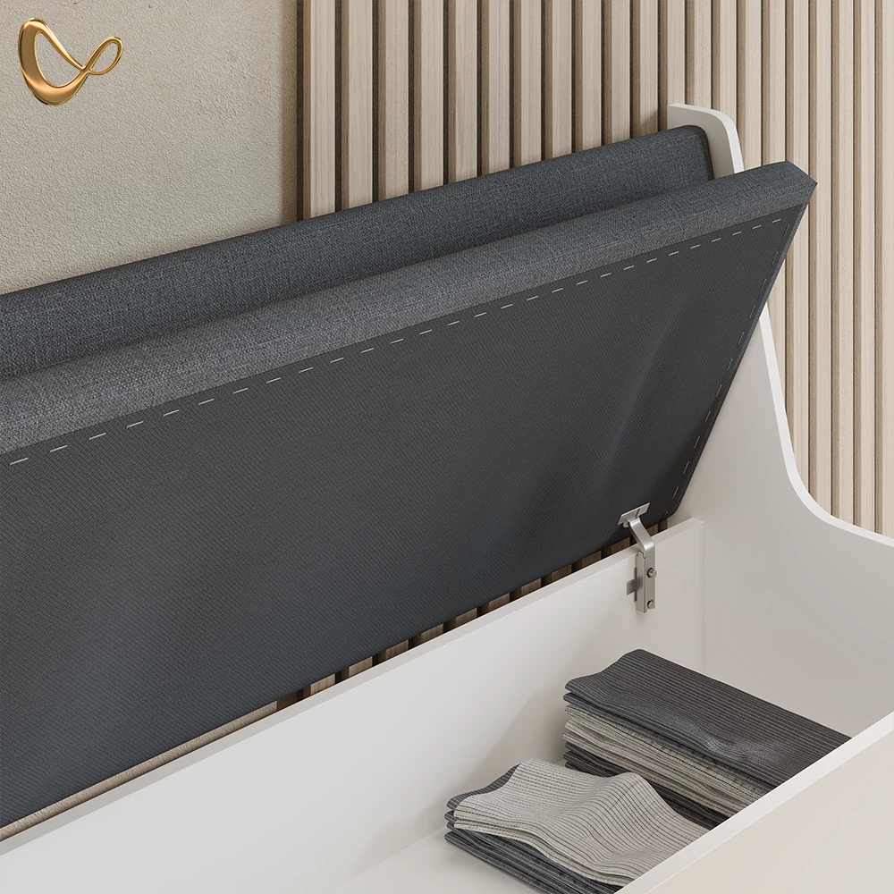 Nahaufnahme von Esszimmer-Eckbank in Weiß, zeigt Design- und Oberflächendetails