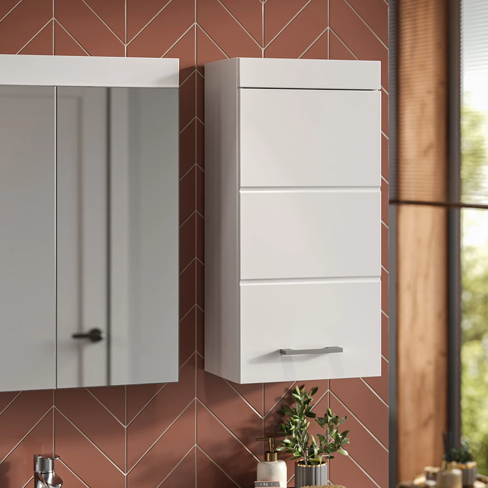 Mobile bagno in Bianco shown in ambient setting with decoration