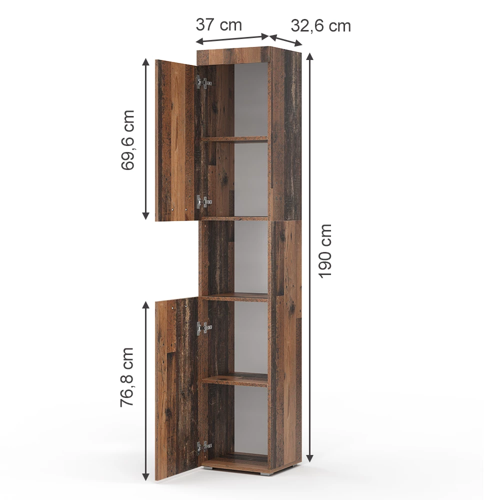 Badschrank in Oldstyle auf weißem Hintergrund