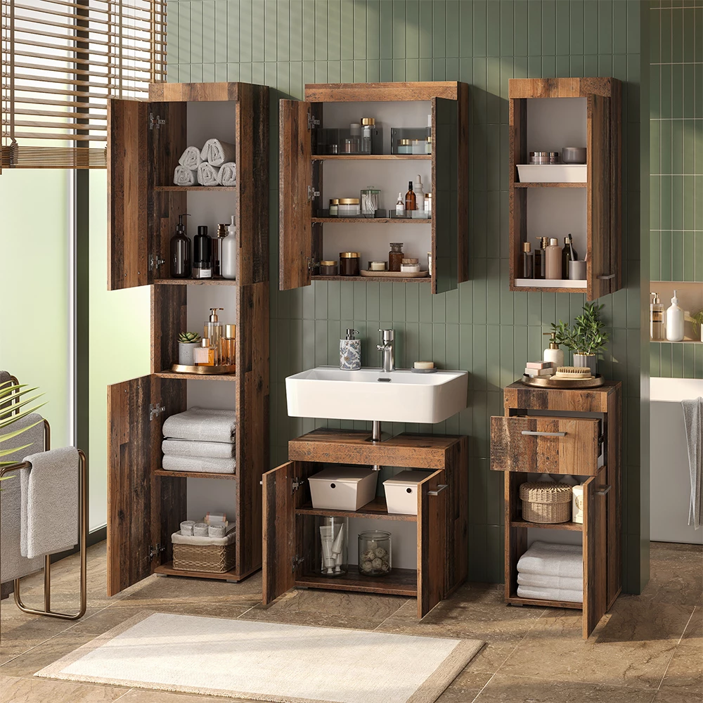Close-up of Mobiletto da bagno in Oldstyle, showing design and surface details