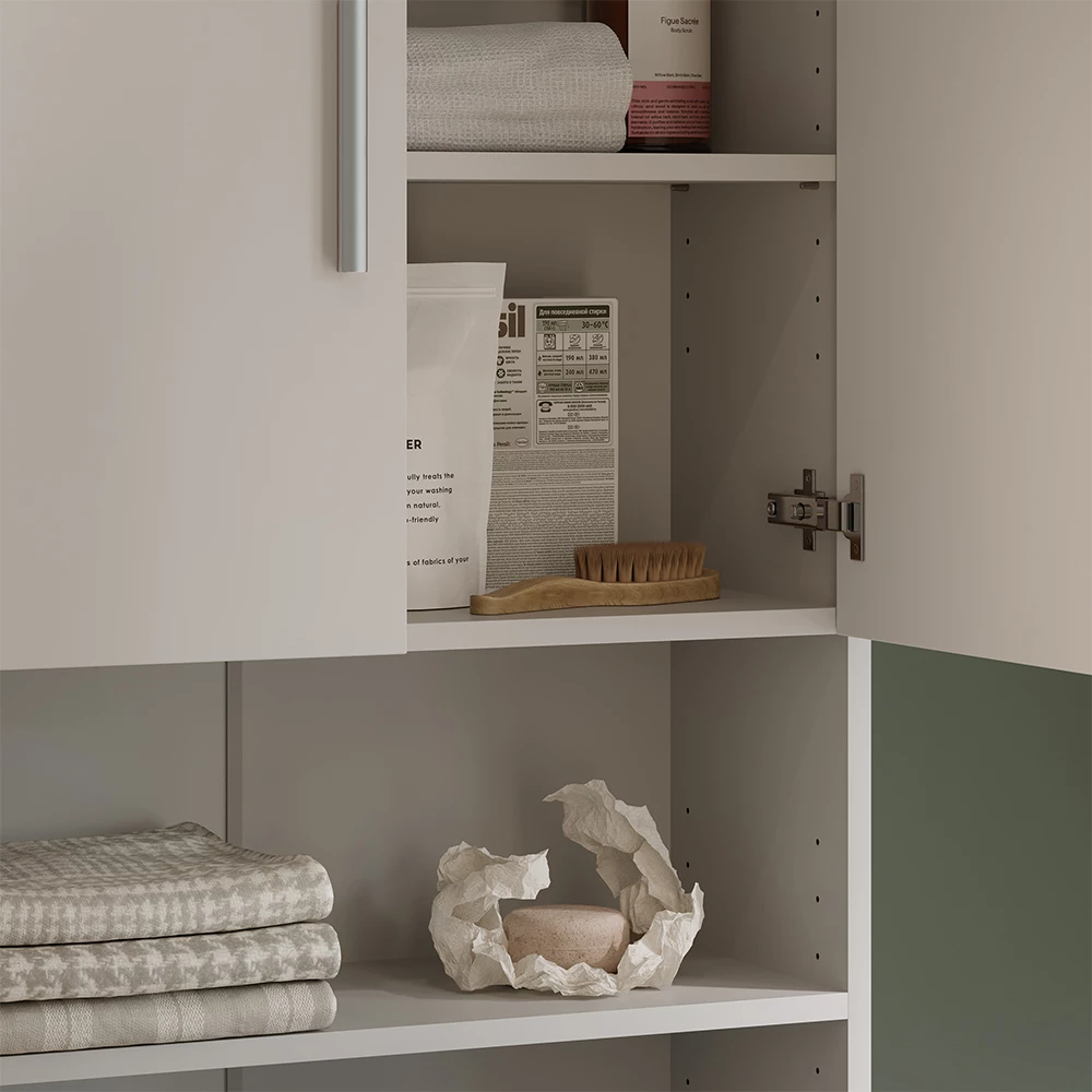 Nahaufnahme von Waschmaschinenschrank in Weiß, zeigt Textur/Details