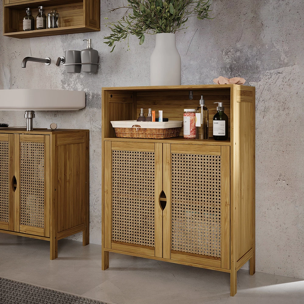Armoire Midischrank en Bambou, présenté dans un décor ambiant avec décoration