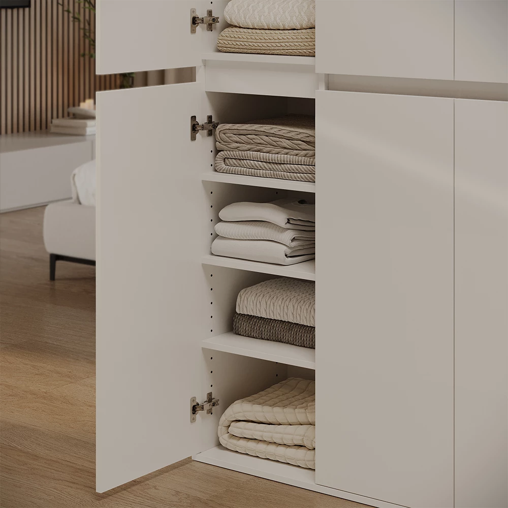 Legplank in Wit shown in ambient setting with decoration