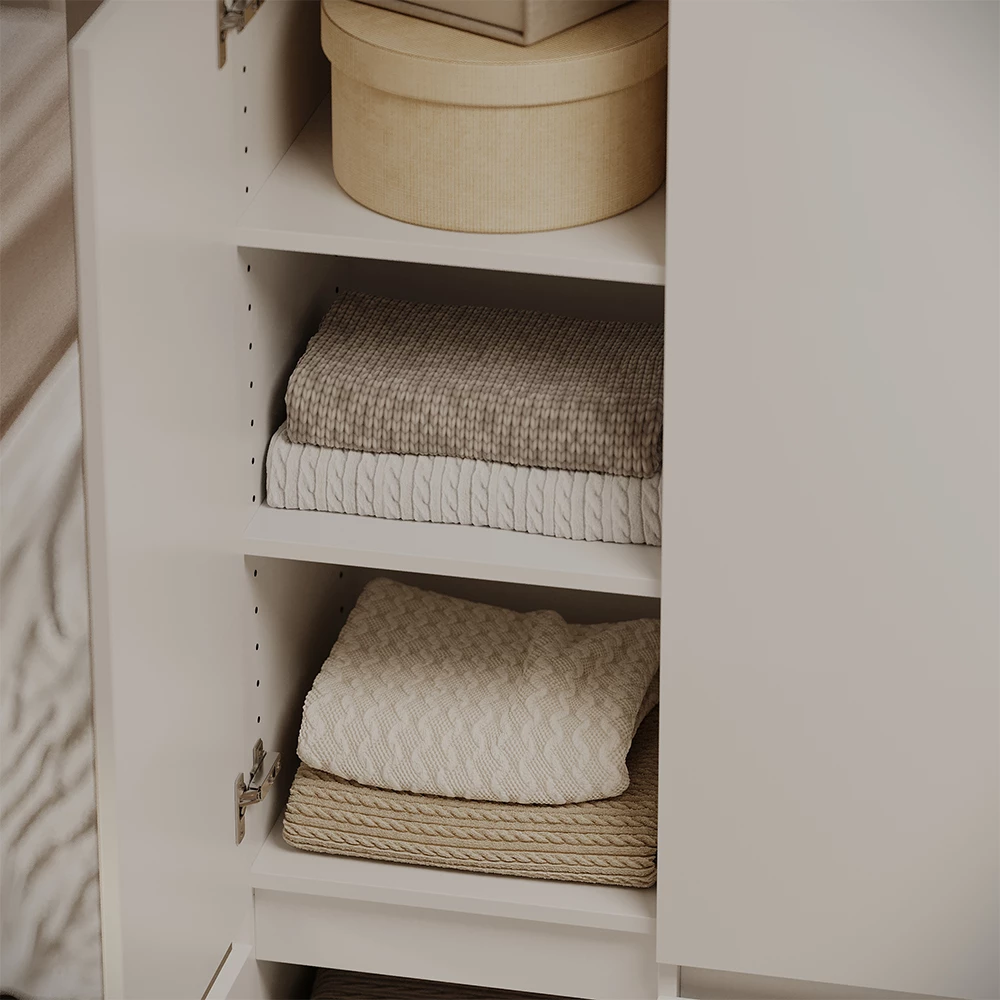 Close-up of Legplank in Wit, showing texture/details