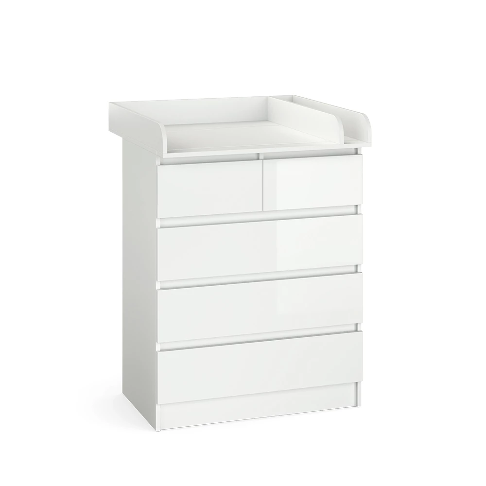 Commode in Wit on white background